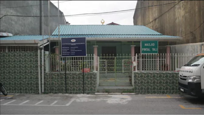 The green mosque, taken from streetview.