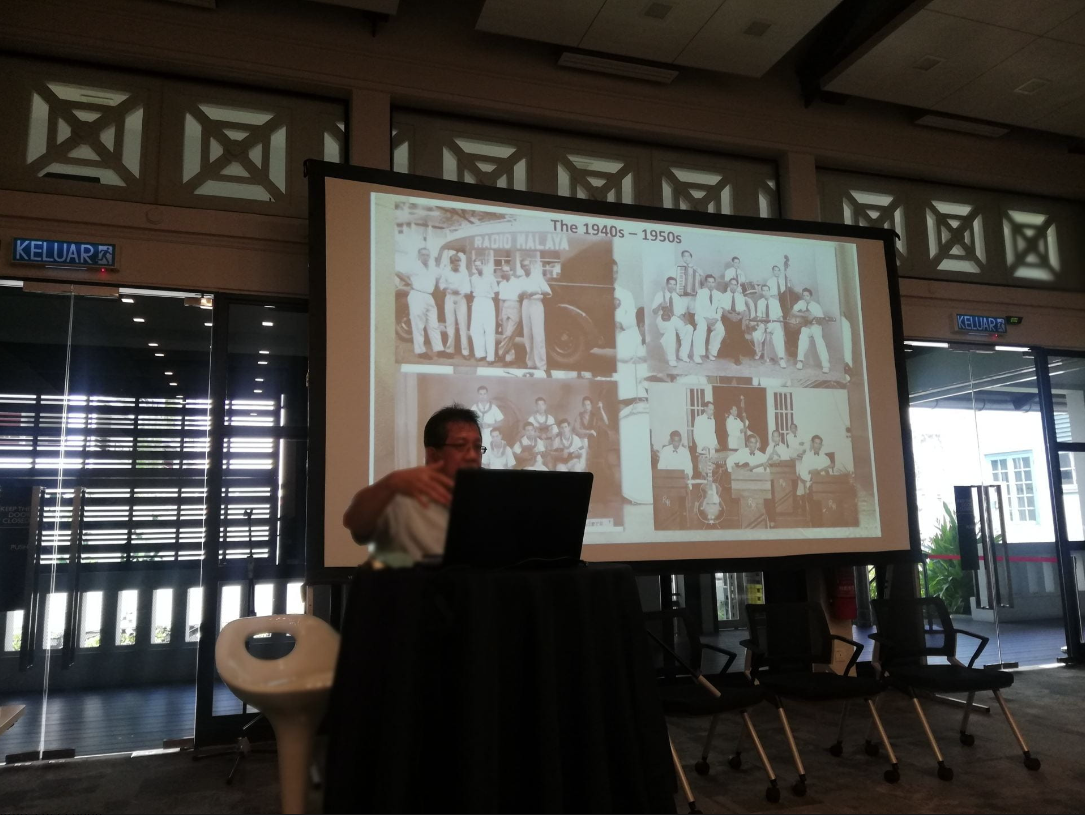 Paul Agustin speaking on music cultures of Penang.