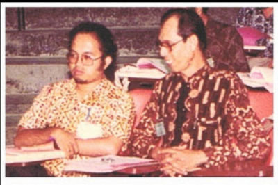 Two seated men at the Boria Seminar 