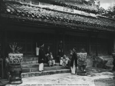 Keepers of Hiếu Mausoleum