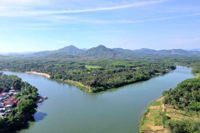 Photo of Huế's Perfume River.