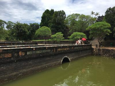 Tourists at Hiếu Mausoleum