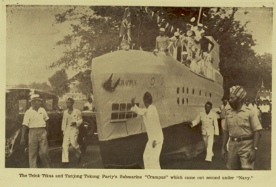 A submarine parade float called Crampus.